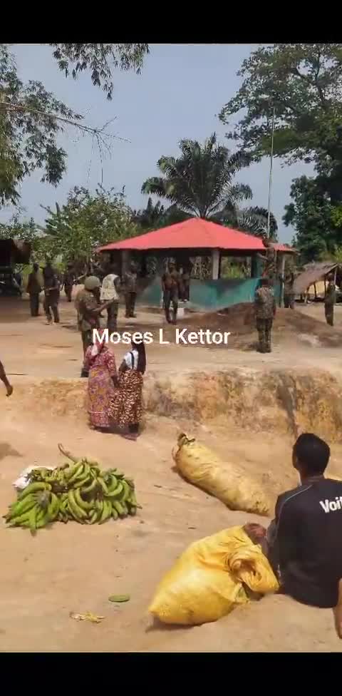Liberia: Guinean troops allegedly crossed the border on the disputed Guinea-Liberia border & occupied a border post in Sorlumba. Locals who tried to confront the soldiers were shot at, injuring three people. A similar episode happened yesterday, but the soldiers withdrew.