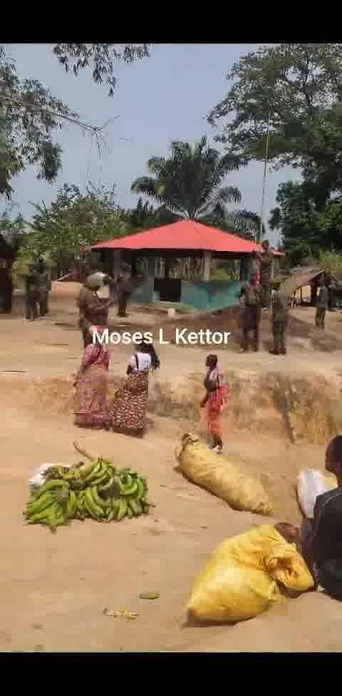 Liberia: Guinean troops allegedly crossed the border on the disputed Guinea-Liberia border & occupied a border post in Sorlumba. Locals who tried to confront the soldiers were shot at, injuring three people. A similar episode happened yesterday, but the soldiers withdrew.